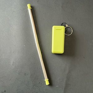 New reusable travel straw